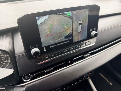 Used 2024 Mitsubishi Outlander SE image 30