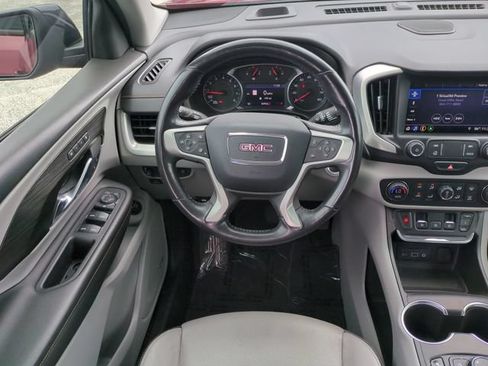 Used 2019 GMC Terrain SLT w/ Preferred Package FWD image 18