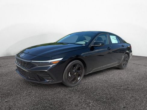 New 2026 Hyundai Elantra Sport FWD image 3