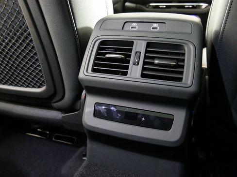 Certified 2025 Audi Q5 Premium w/ Convenience Package image 28