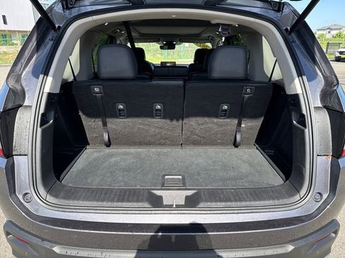 Used 2023 Honda Pilot Elite image 18