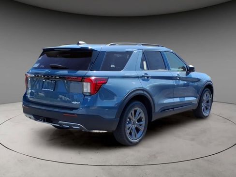 New 2026 Ford Explorer Active AWD/4WD image 9