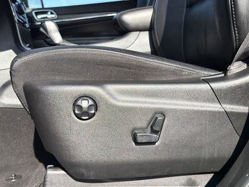Used 2019 Jeep Grand Cherokee Limited RWD image 22