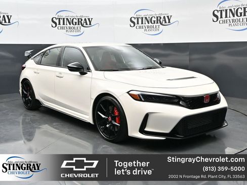 Used 2025 Honda Civic Type R image 1