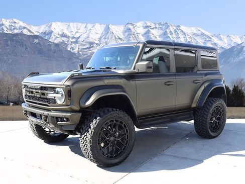 Used 2025 Ford Bronco Raptor AWD/4WD image 2