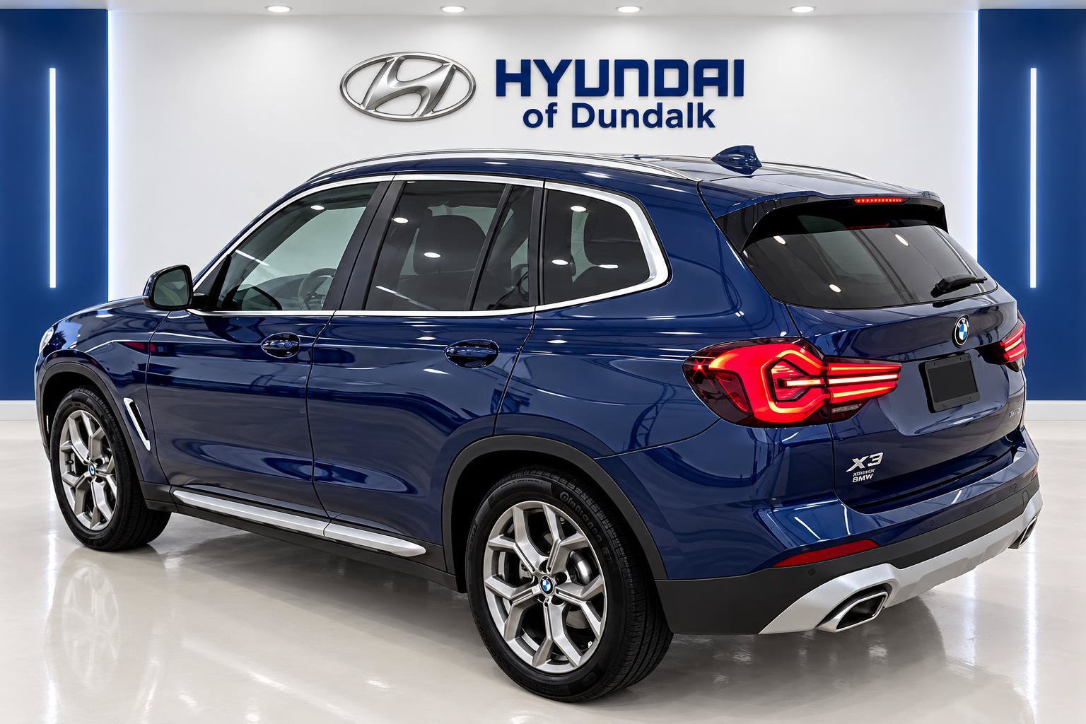 Used 2022 BMW X3 xDrive30i w/ Convenience Package AWD/4WD image 2