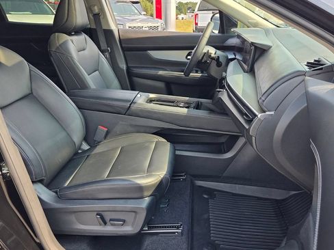 Used 2025 Nissan Murano SL AWD/4WD image 15