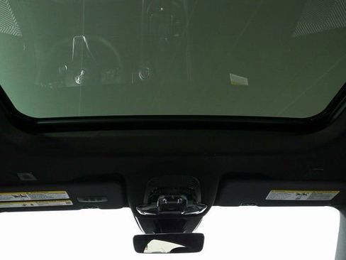 New 2026 Alfa Romeo Tonale w/ Black Premium Package image 5