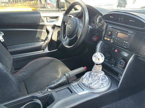 Used 2013 Scion FR-S image 11