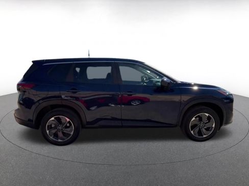 Used 2025 Nissan Rogue SV FWD image 15