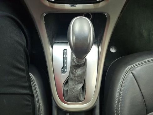 Used 2012 Buick Verano Leather FWD image 8