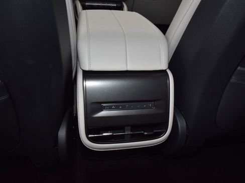 New 2026 Lincoln Nautilus Premier AWD/4WD image 47