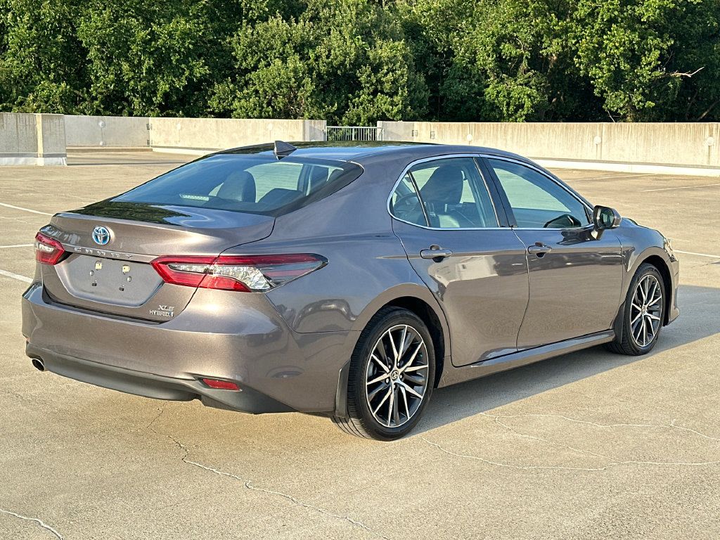 Used 2023 Toyota Camry XLE w/ Cold Weather Package FWD image 4