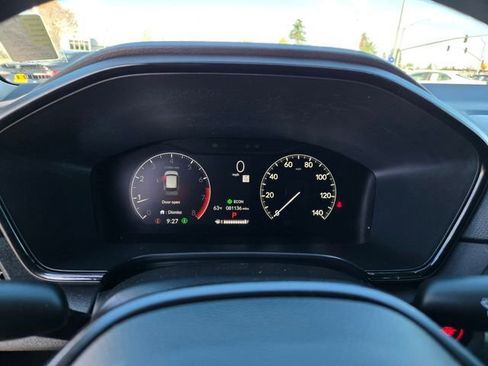 Used 2025 Honda CR-V LX image 19