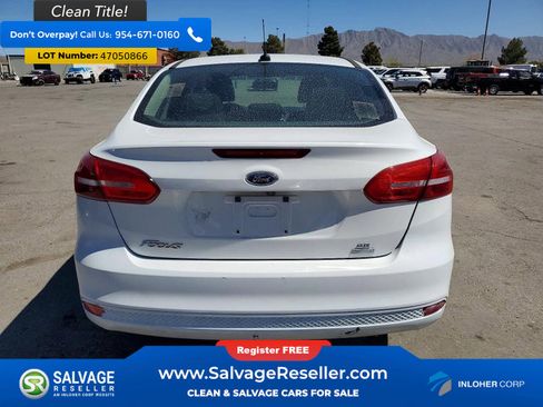 Used 2018 Ford Focus SE w/ SE Appearance Package image 8