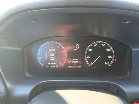Used 2025 Honda HR-V LX image 25