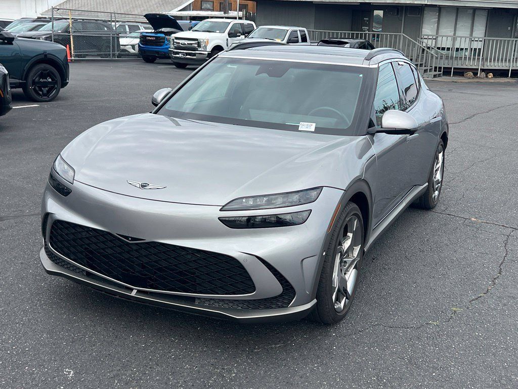 Used 2023 Genesis GV60 Performance AWD/4WD image 3
