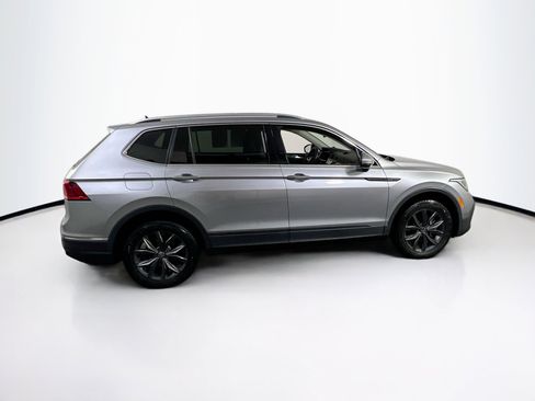 Used 2022 Volkswagen Tiguan SE image 4