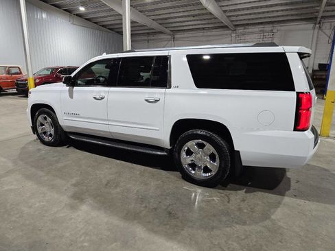 Used 2016 Chevrolet Suburban LTZ AWD/4WD image 7