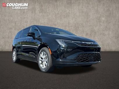 New 2027 Chrysler Pacifica Select