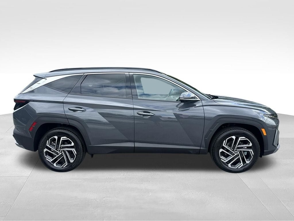 New 2026 Hyundai Tucson Limited AWD/4WD image 8