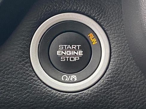 Used 2019 RAM 1500 Big Horn AWD/4WD image 24