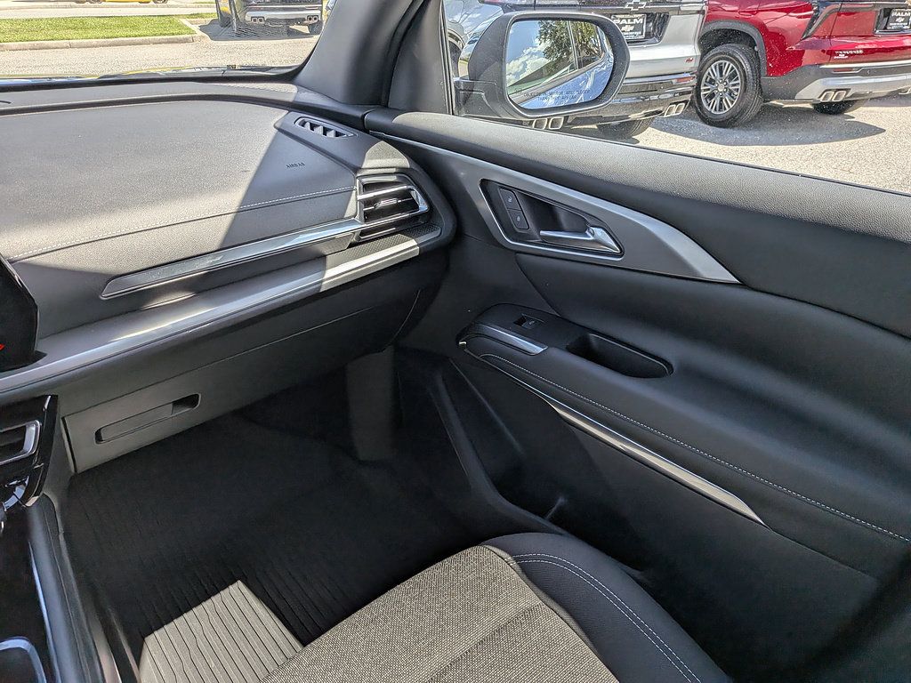 Certified 2024 Chevrolet Traverse LS w/ LPO, Floor Liner Package FWD image 43