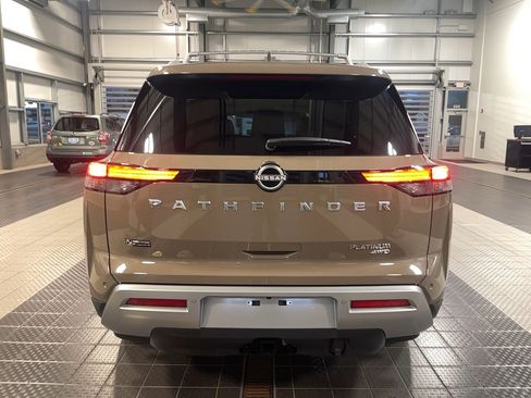 Used 2024 Nissan Pathfinder Platinum w/ Cargo Package image 27