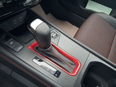 New 2026 Nissan Kicks SR w/ Cold Weather Package image 43