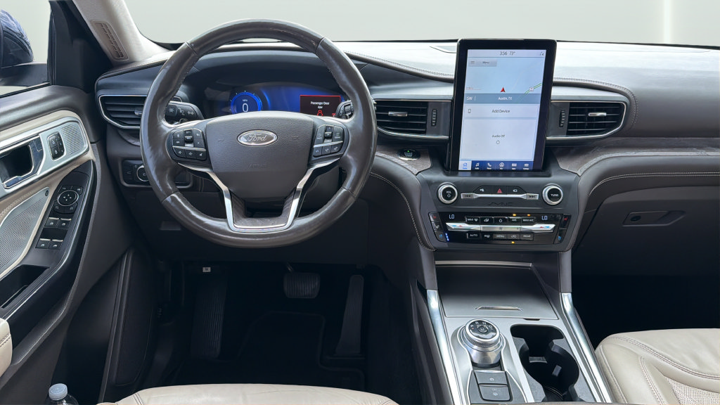 Used 2020 Ford Explorer Platinum w/ Premium Technology Package AWD/4WD image 21