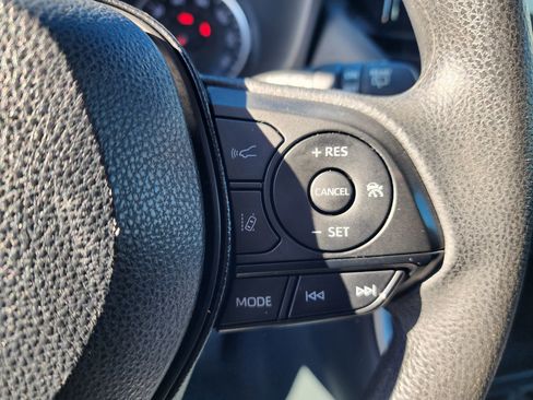 Used 2019 Toyota RAV4 XLE image 29