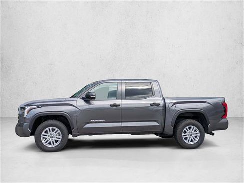 Used 2024 Toyota Tundra SR5 w/ SR5 Convenience Package AWD/4WD image 9
