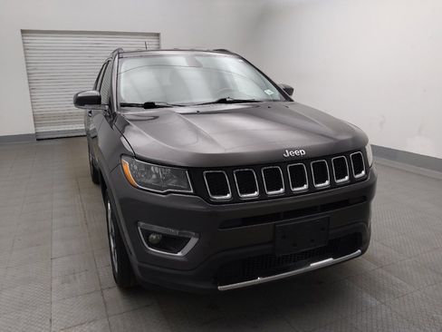 Used 2019 Jeep Compass Limited AWD/4WD image 14