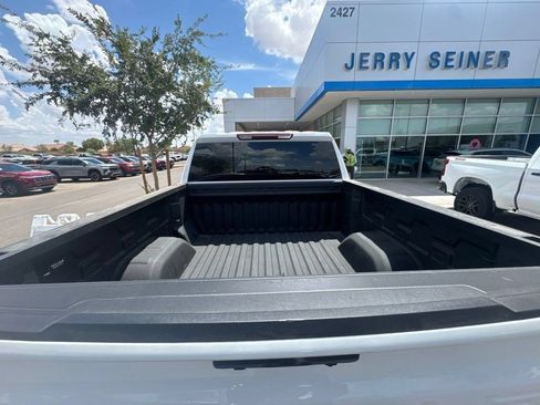 Used 2026 Chevrolet Silverado 1500 Custom Trail Boss AWD/4WD image 5