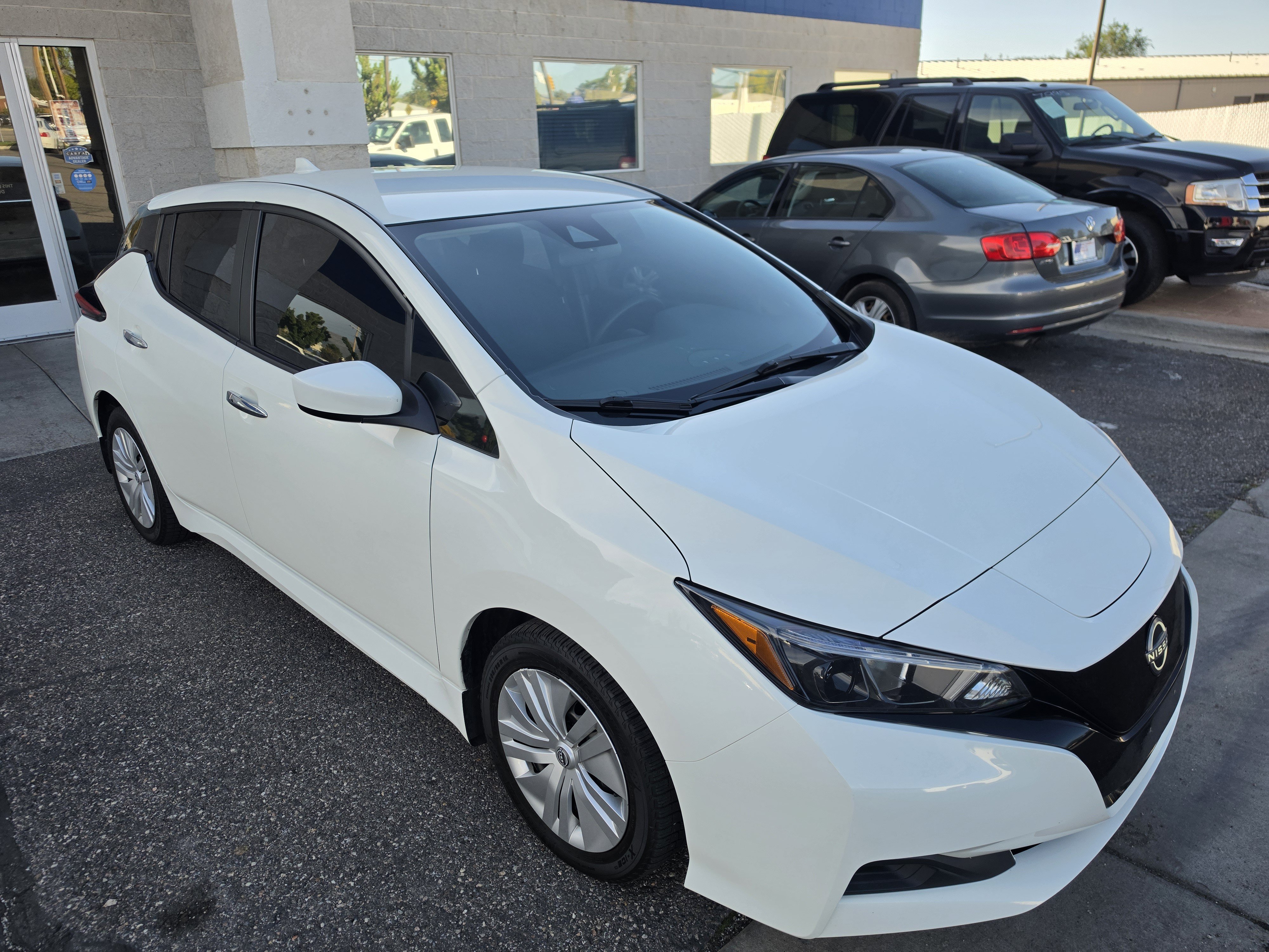 Used 2025 Nissan Leaf S FWD image 8