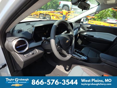 New 2026 Chevrolet Trax LT FWD image 14