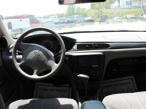 Used 2001 Chevrolet Malibu V6 FWD image 15