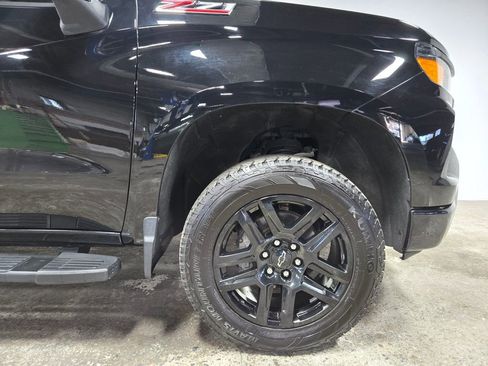 Used 2022 Chevrolet Silverado 1500 Custom Trail Boss AWD/4WD image 57