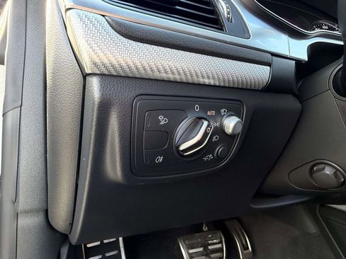 Used 2016 Audi RS 7 Prestige image 28