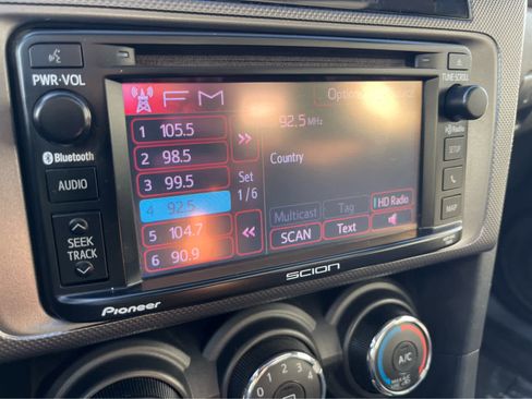 Used 2014 Scion tC image 15