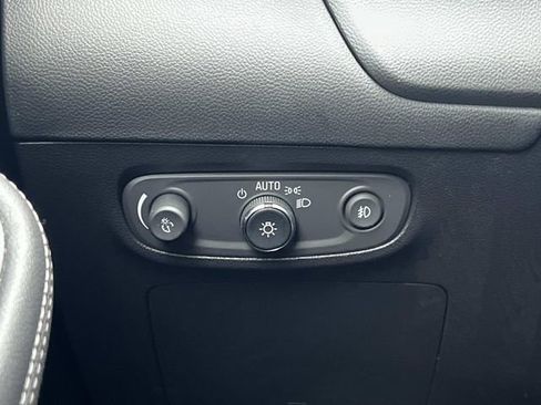 Used 2023 Buick Encore GX Select w/ Sport Touring Package image 28