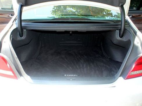 Used 2014 Hyundai Equus Signature image 22