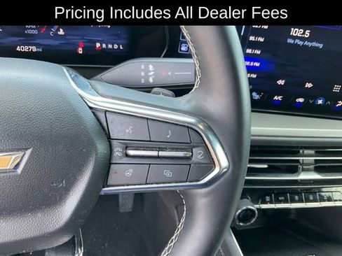 Used 2025 Chevrolet Traverse LT w/ Driver Confidence Package FWD image 12