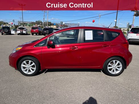 Used 2014 Nissan Versa Note SV w/ SL Package FWD image 2