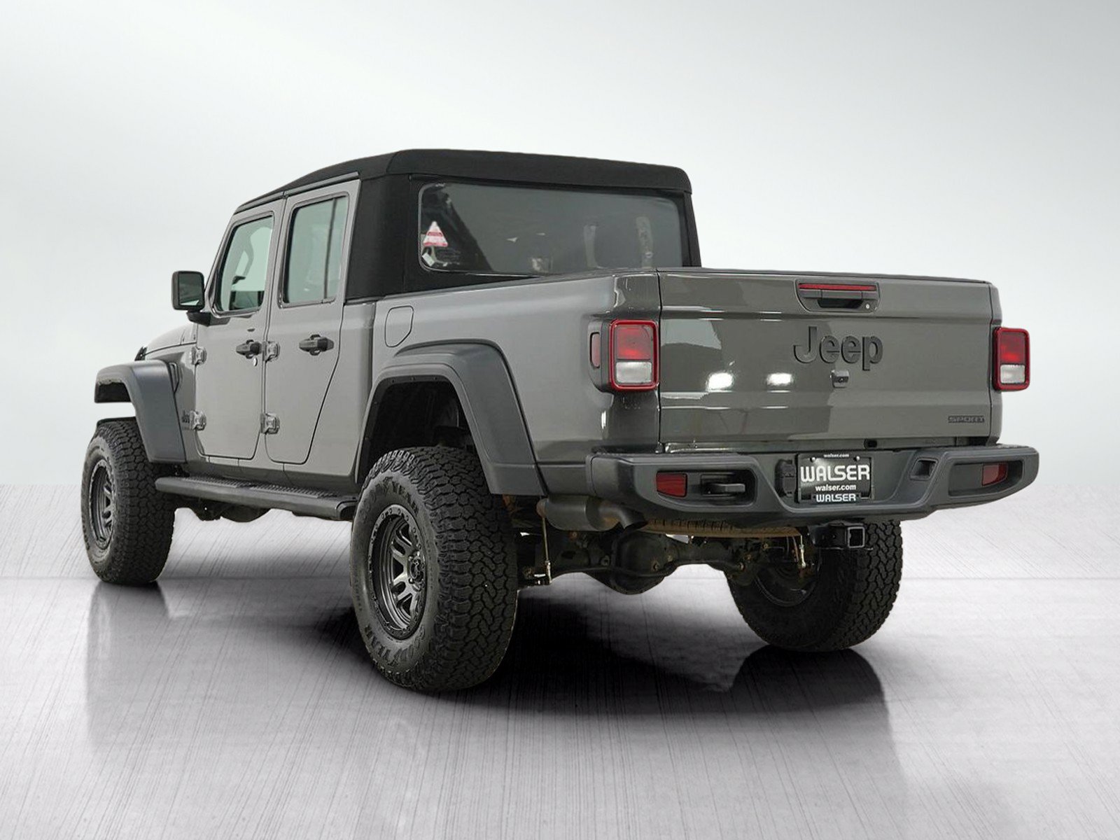 Used 2020 Jeep Gladiator Sport w/ Trailer Tow Package AWD/4WD image 3