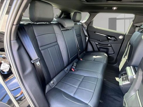 Certified 2024 Land Rover Range Rover Evoque Dynamic SE AWD/4WD image 23