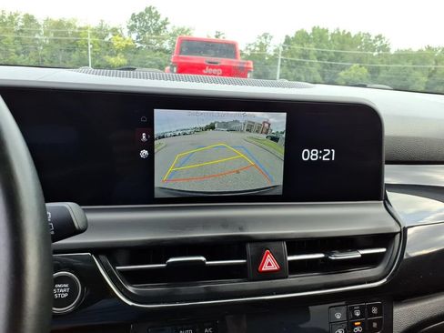 Used 2024 Kia Seltos S FWD image 13