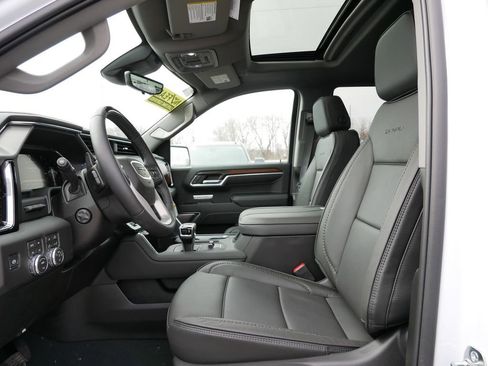 New 2026 GMC Sierra 1500 Denali AWD/4WD image 8