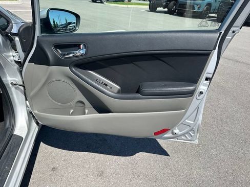 Used 2016 Kia Forte LX FWD image 20