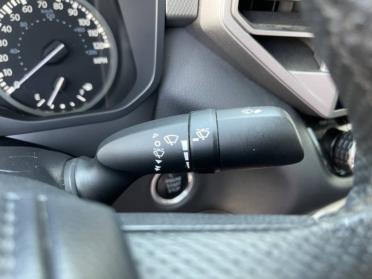 Used 2022 Toyota Tundra Limited AWD/4WD image 19